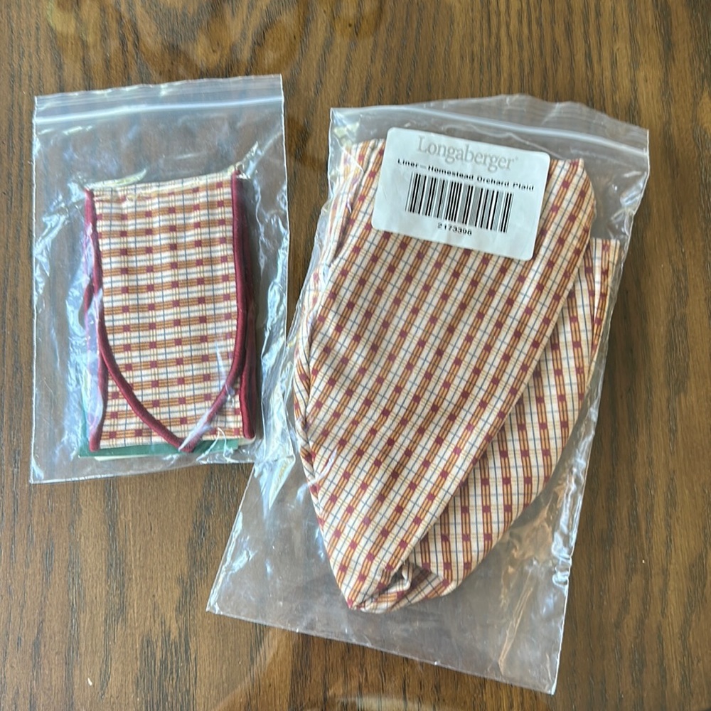 Longaberger Orchard Plaid Homestead basket liner and handle tie